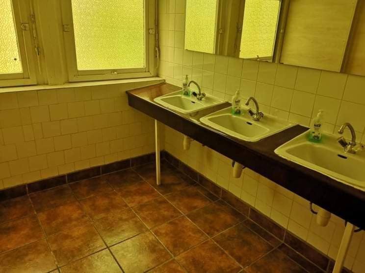 Bed and Breakfast Fenyves Panzio Шиофок Экстерьер фото