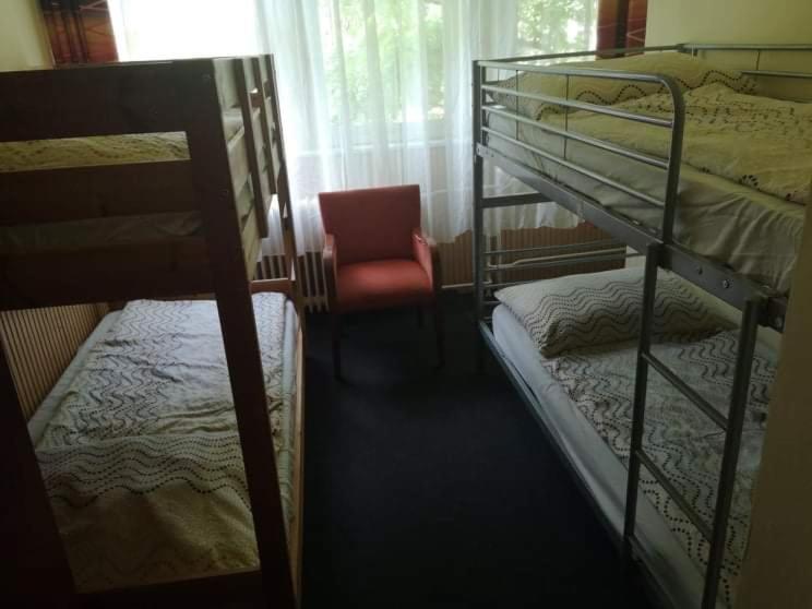 Bed and Breakfast Fenyves Panzio Шиофок Экстерьер фото